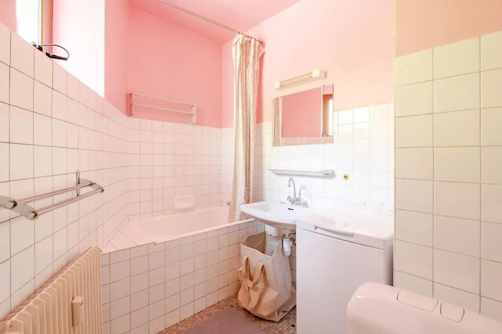 Studio Central Brides-Les-Bains Apartment